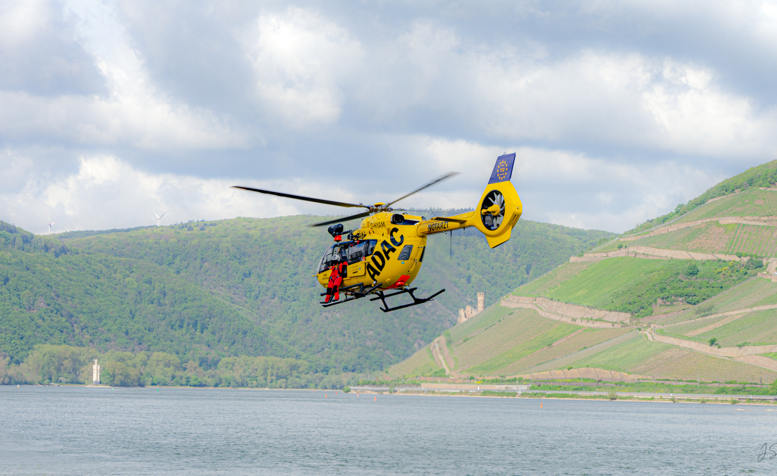 Windentraining der ADAC Luftrettung in der Westpfalz